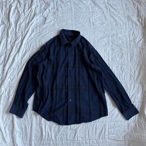 Van heusen men’s plaid button up shirt navy black XL vintage dark academia